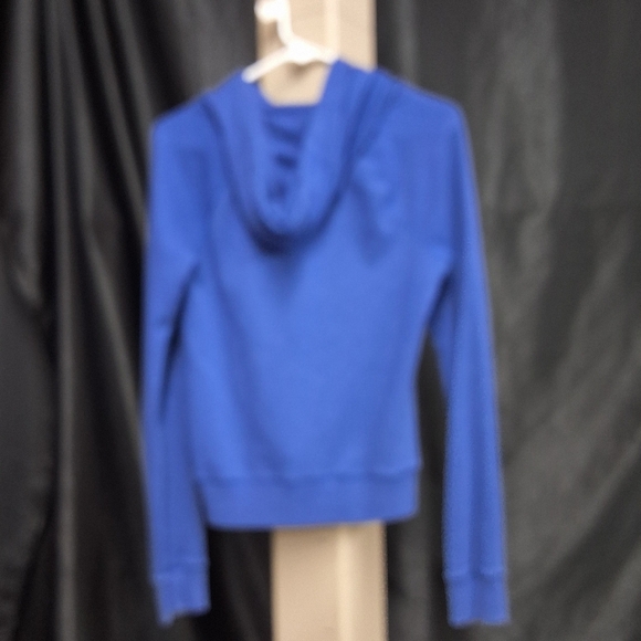 PINK Victoria's Secret Blue and Black Sweatshirt - Picture 4 of 10